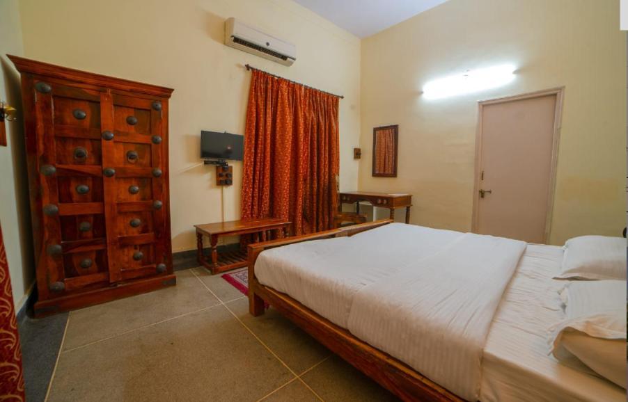 Sisodia Hotel & Resorts Jodhpur  Buitenkant foto