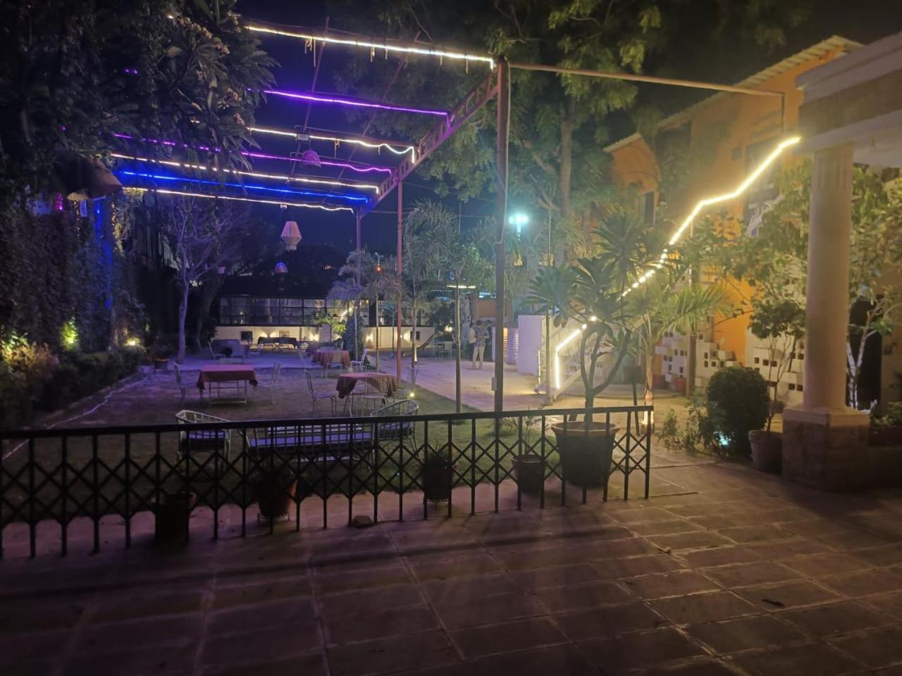 Sisodia Hotel & Resorts Jodhpur  Buitenkant foto